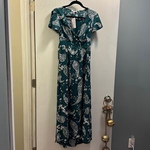 Anthro Patrons of peace floral wrap maxi dress Size XS. Green/White paisley